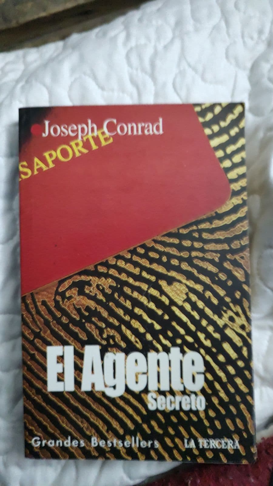 El agente secreto — Joseph Conrad, libro usado