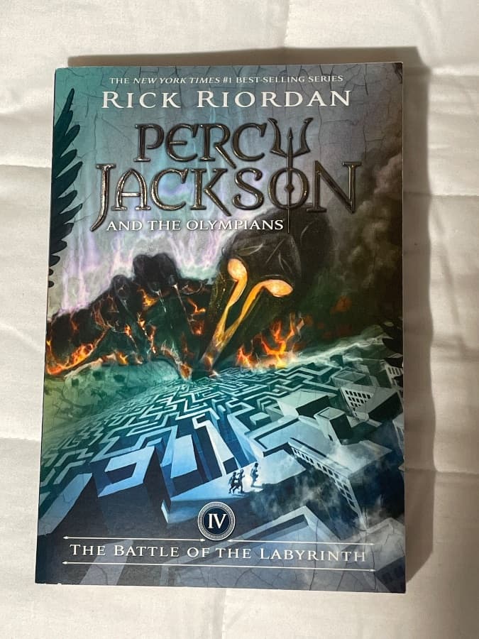 Percy Jackson and the Olympians: The Battle of the Labyrinth — Rick Riordan, libro usado