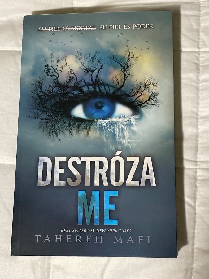 Destróza Me — Tahereh Mafi, libro usado