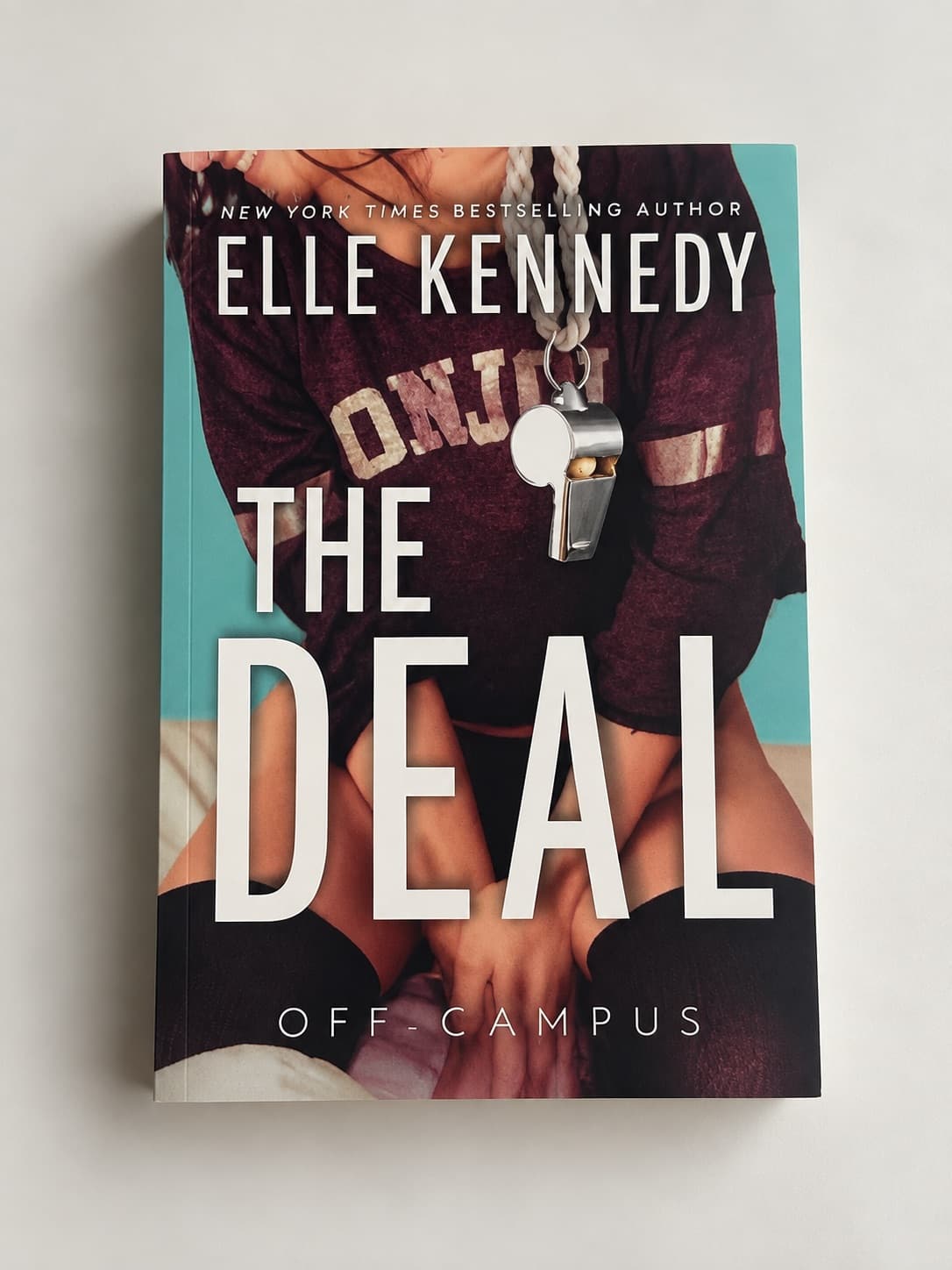 The deal — Elle Kennedy, libro usado
