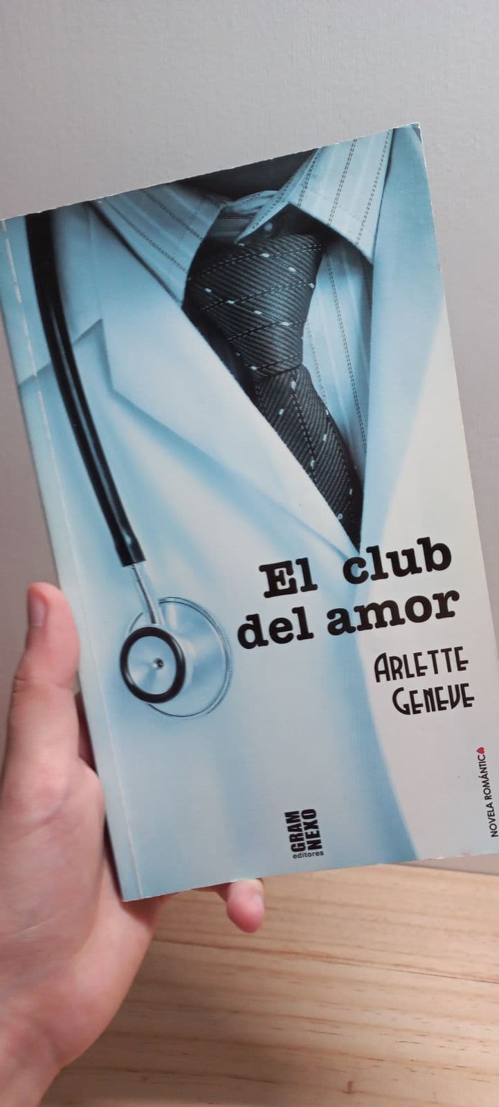 El club del amor — Arlette Geneve, libro usado