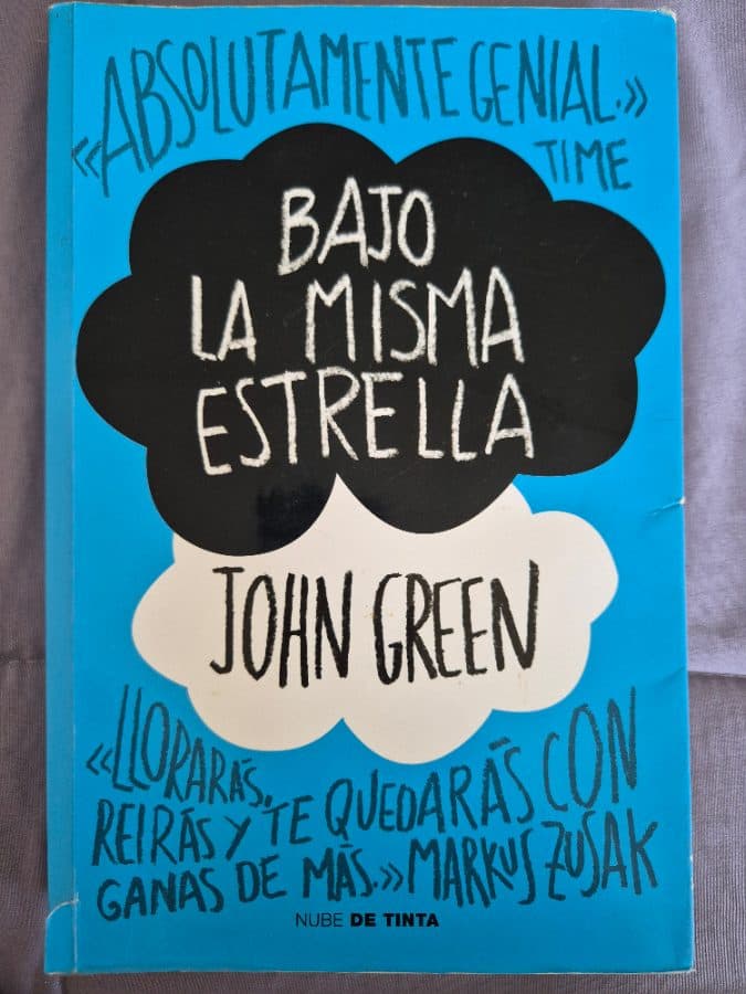 Bajo la misma estrella — John Green, libro usado (foto 1 de 2)