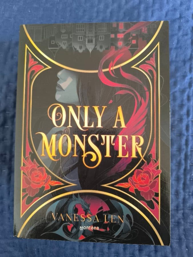 Only a monster — Vanessa Len, libro usado (foto 1 de 2)