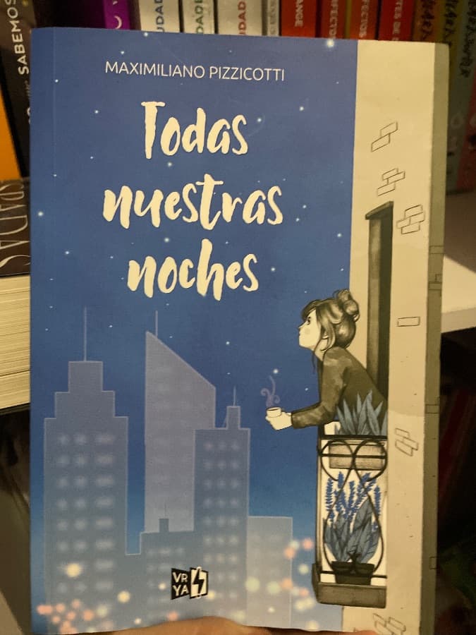 Todas nuestras noches — Maximiliano Pizzicotti, libro usado