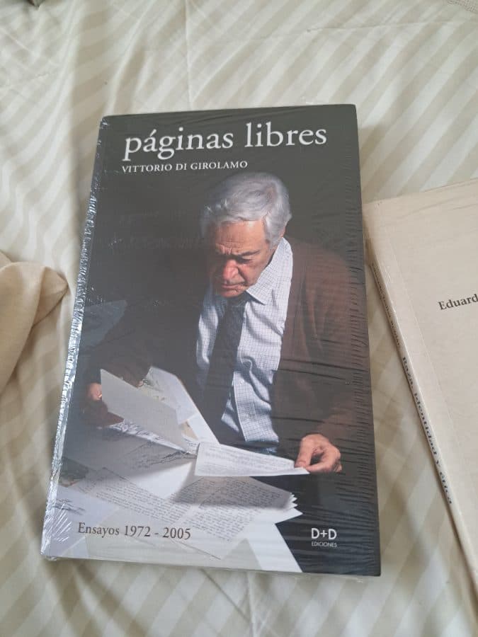 Páginas Libres — Vittorio Di Girolamo, libro usado