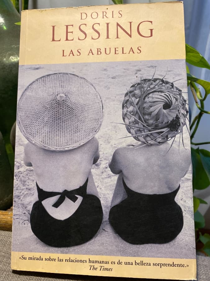 Las abuelas — Doris Lessing, libro usado (foto 1 de 2)