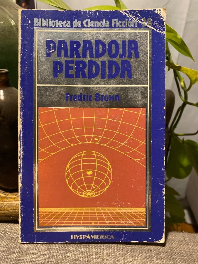 Paradoja Perdida — Fredric Brown, libro usado (foto 1 de 2)