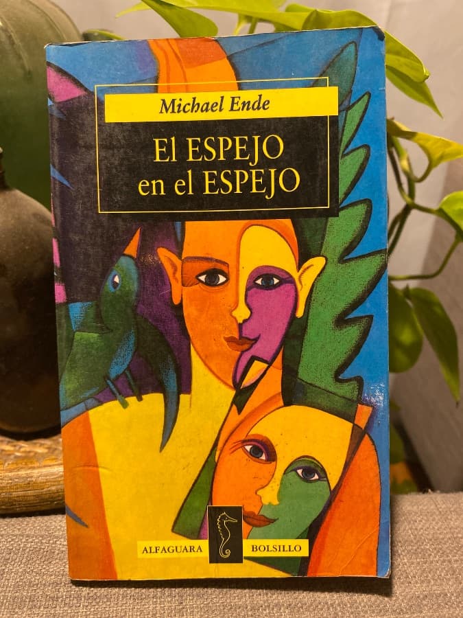 El espejo en el espejo — Michael Ende, libro usado