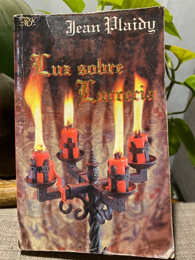 Luz sobre Lucrecia — Jean Plaidy, libro usado