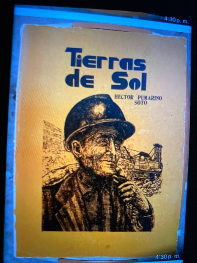 Tierras de Sol — Héctor Pumarino Soto, libro usado