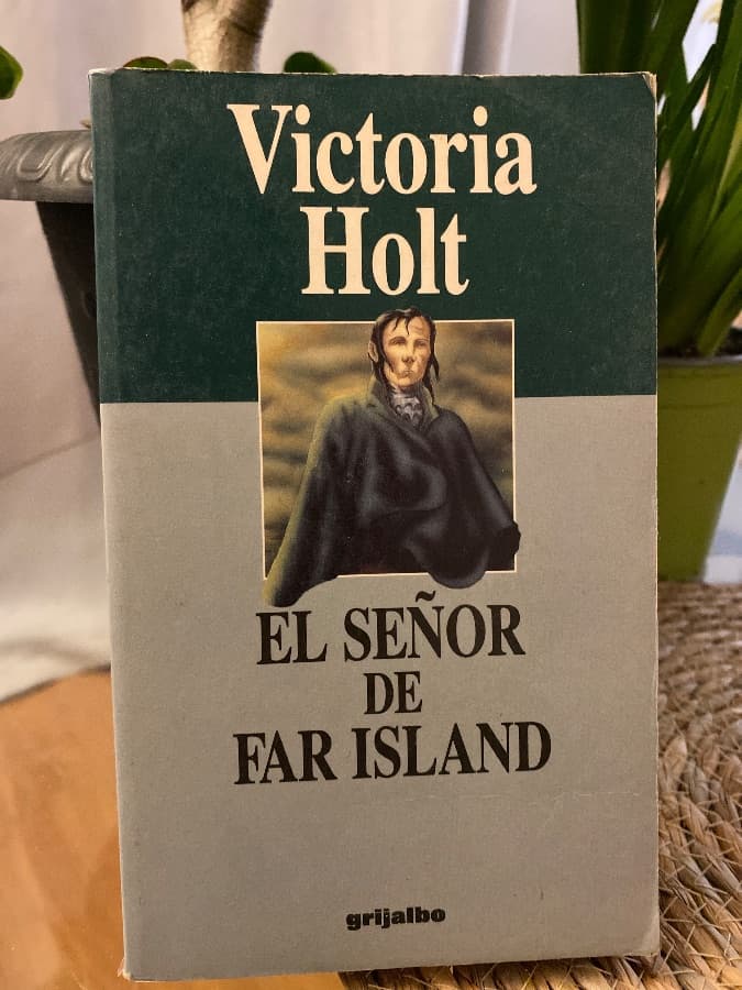 El Señor de Far Island — Victoria Holt, libro usado
