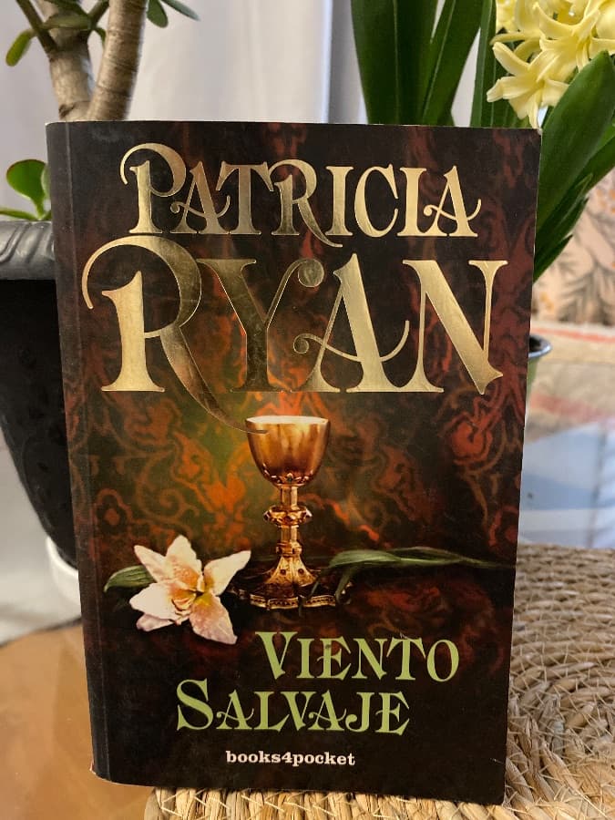 Viento Salvaje — Patricia Ryan, libro usado