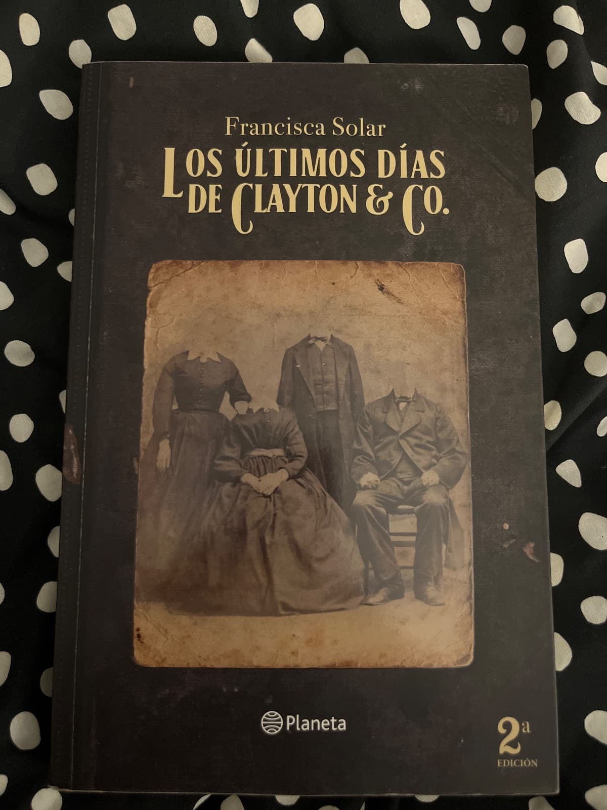 Los últimos días de Clayton & Co — Francisca Solar, libro usado