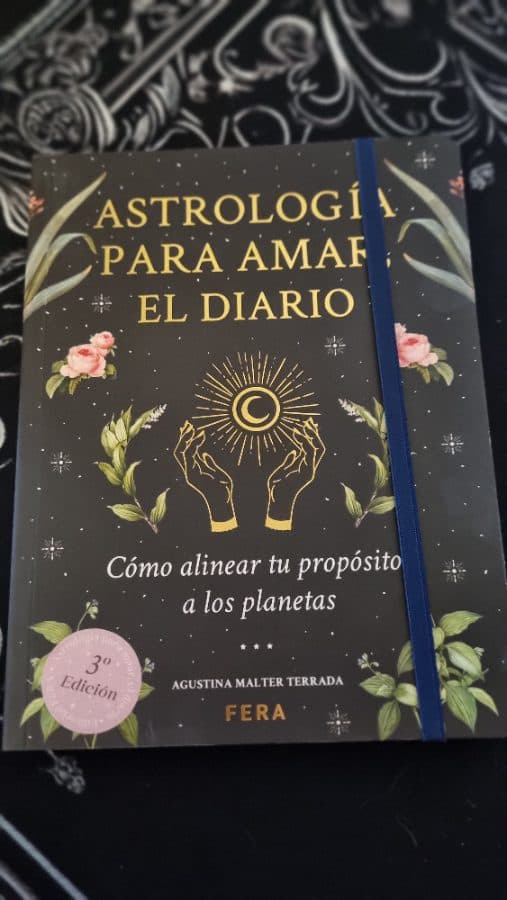 ASTROLOGIA PARA AMAR, EL DIARIO — AGUSTINA MALTER TERRADA, libro usado (foto 1 de 5)