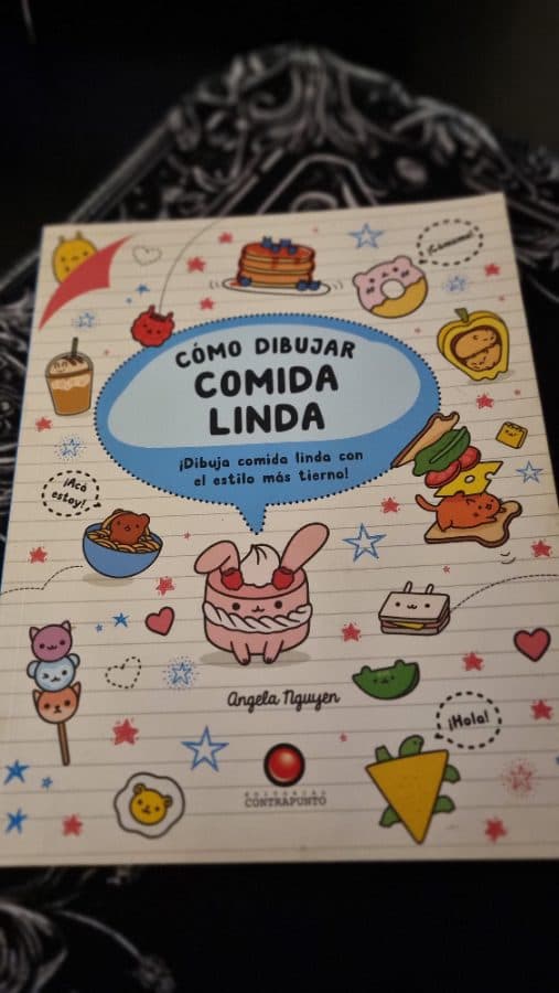 Cómo Dibujar Comida Linda — Angela Nguyen, libro usado