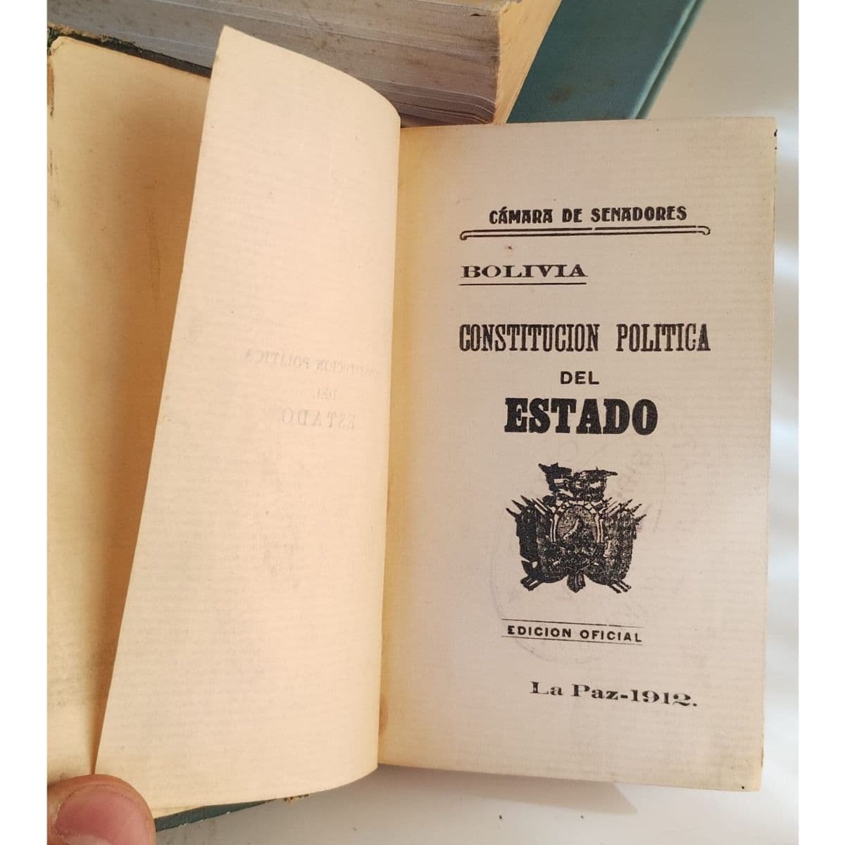 Constitución Boliviana año 1912 — Camara de Senadores Bolivia, libro usado