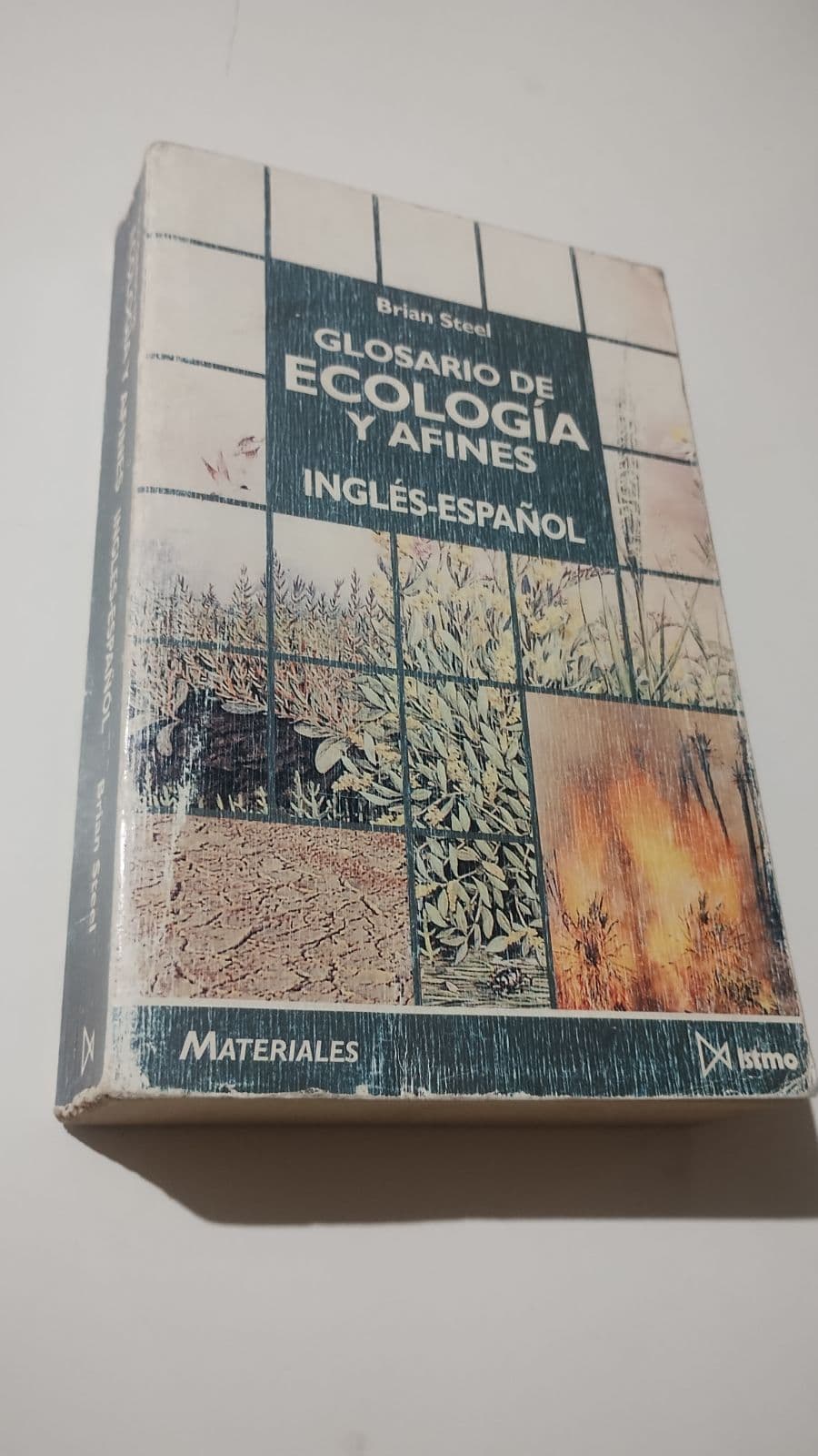 Glosario de ecología y afines/ Inglés - Español — Brian Steel, libro usado (foto 1 de 4)