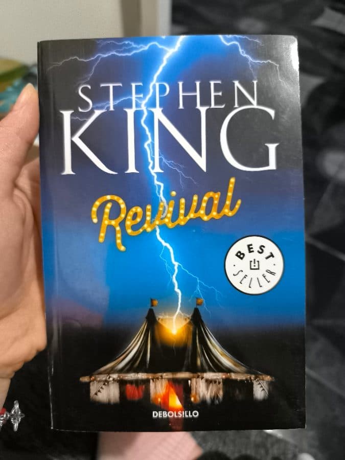 Revival — Stephen King, libro usado (foto 1 de 2)