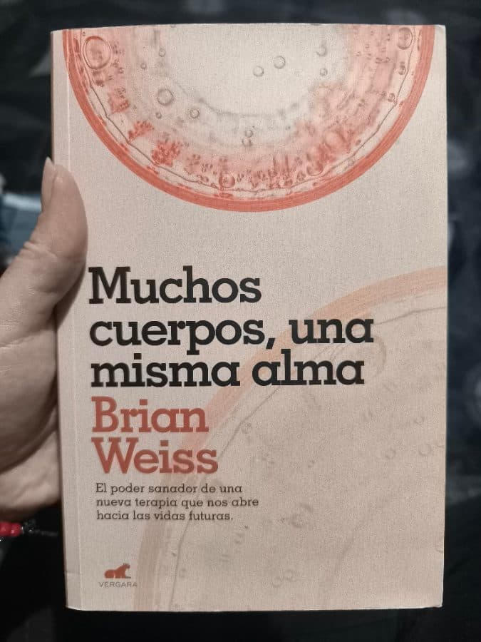 Muchos cuerpos, una misma alma — Brian Weiss, libro usado
