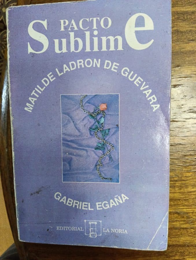 Pacto Sublime — Matilde Ladrón de Guevara, libro usado
