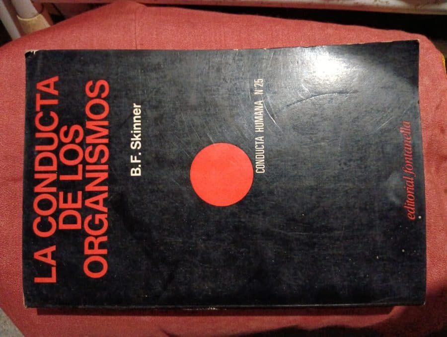 La conducta de los organismos — B.F. Skinner, libro usado