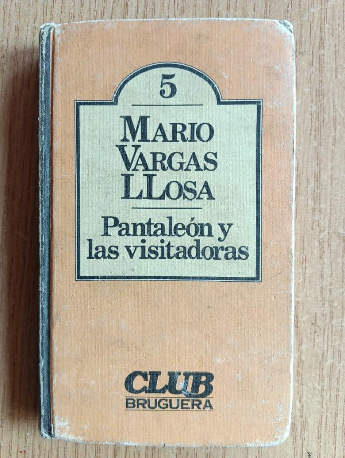 Pantaleón y las visitadoras — Mario Vargas Llosa, libro usado