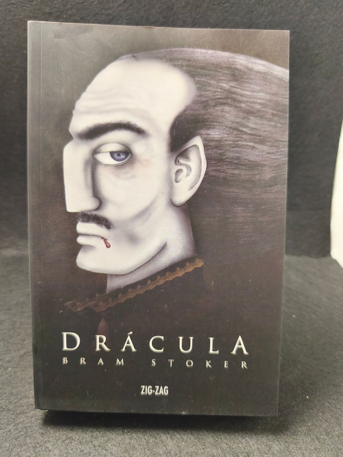 Drácula — Bram Stoker, libro usado
