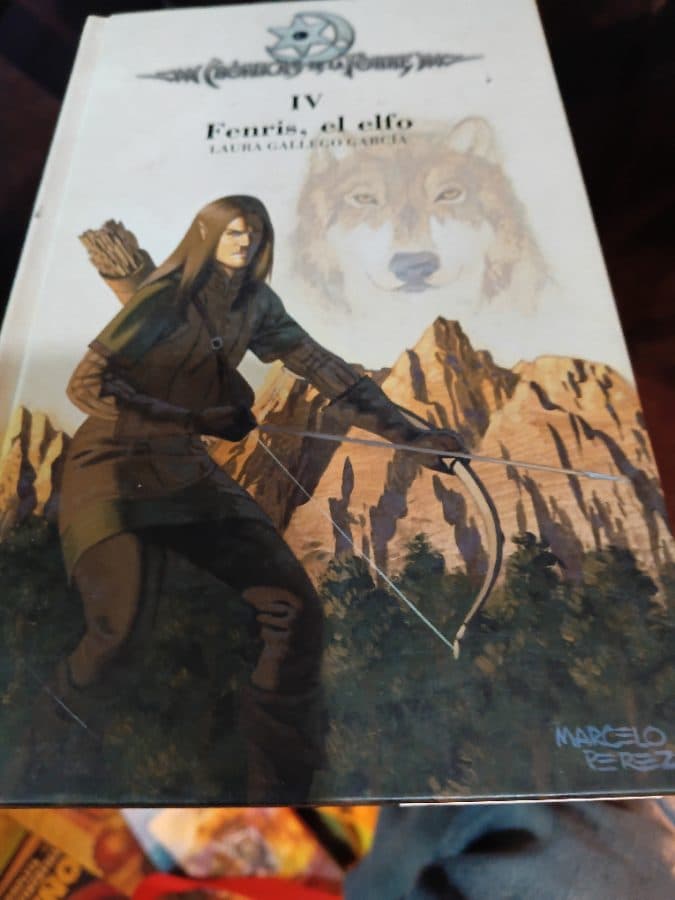 Crónicas de la Torre IV: Fenris, el elfo — Laura Gallego García, libro usado (foto 1 de 2)
