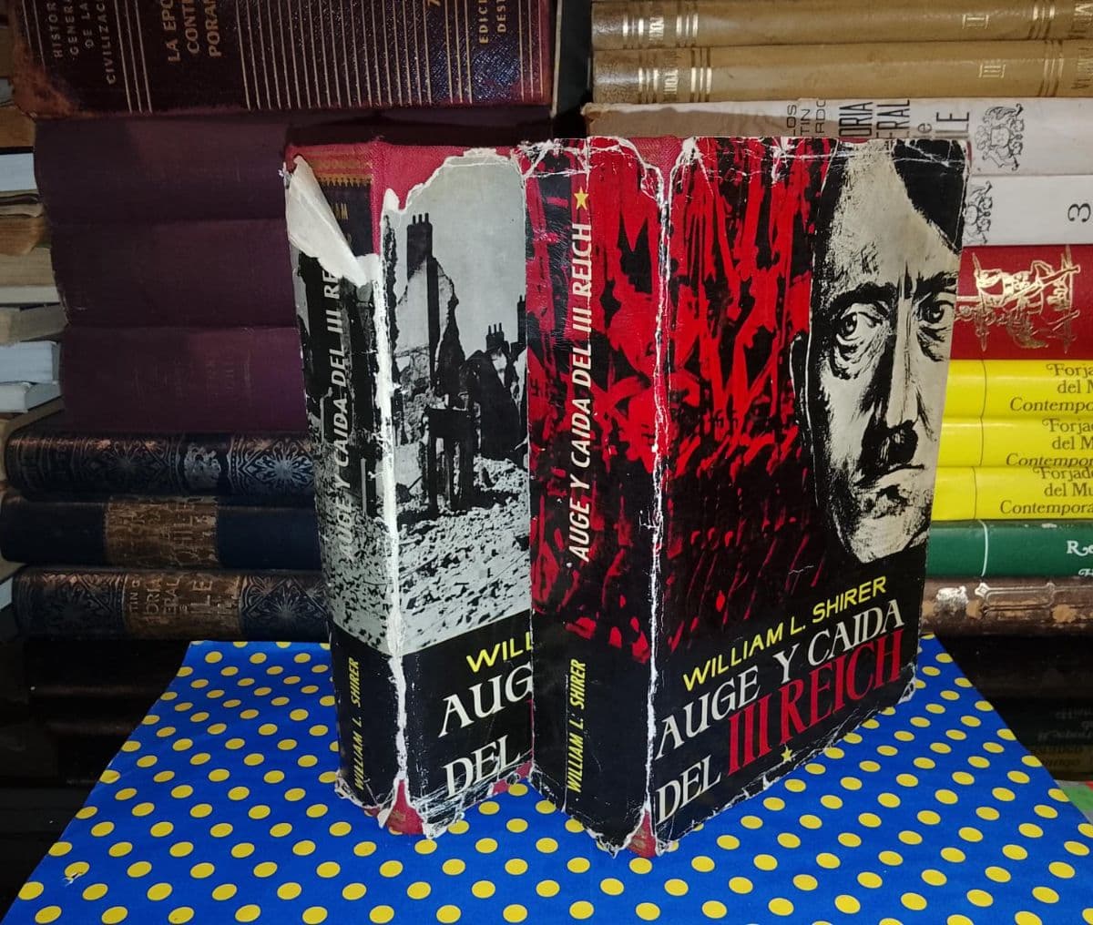 Auge Y Caída Del Tercer Reich - Tomos 1 y 2 — William L. Shirer, libro usado (foto 1 de 5)