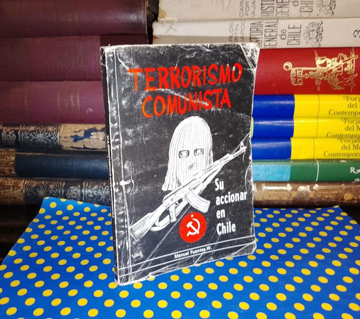 Terrorismo Comunista — Manuel Fuentes, libro usado (foto 1 de 4)