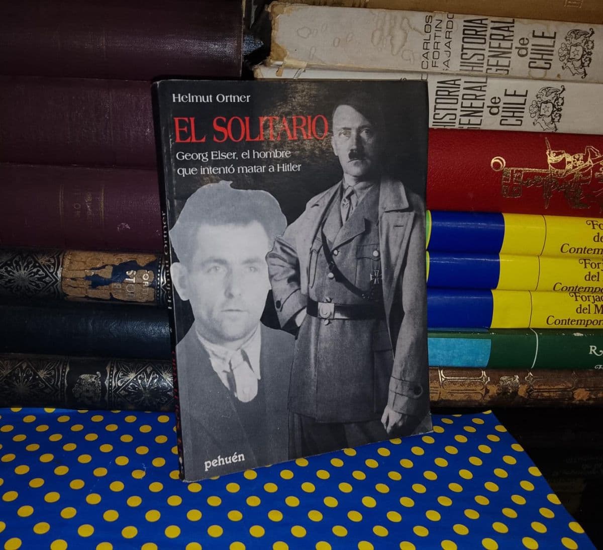 El Solitario — Helmut Ortner, libro usado (foto 1 de 4)