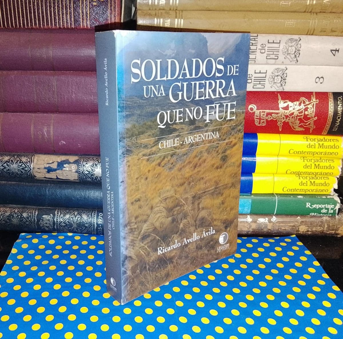 Soldados De Una Guerra Que No Fue — Ricardo Avello Ávila, libro usado (foto 1 de 3)