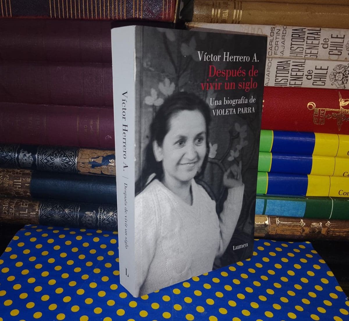 Después De Vivir Un Siglo — Víctor Herrero A., libro usado (foto 1 de 5)