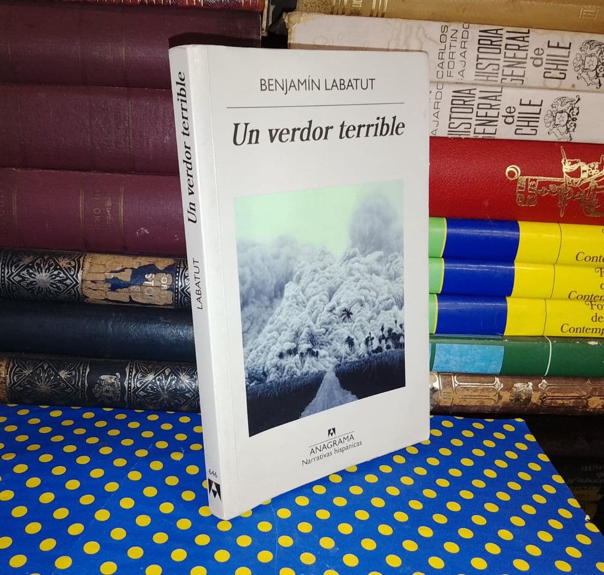 Un Verdor Terrible — Benjamín Labatut, libro usado (foto 1 de 3)