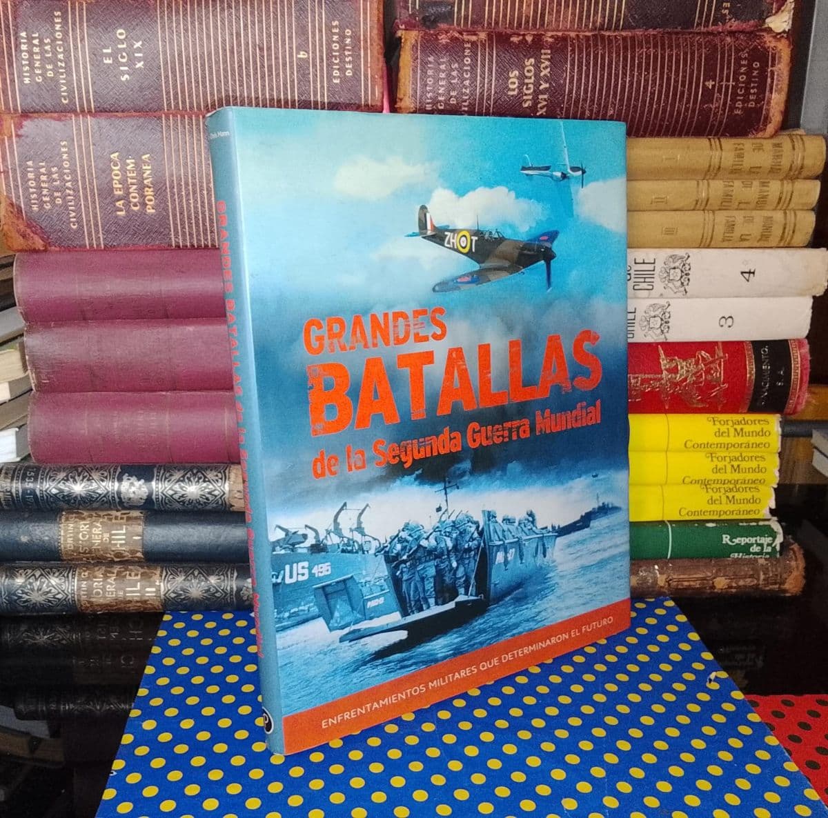 Grandes Batallas De La Segunda Guerra Mundial — Chris Mann (Ed.), libro usado (foto 1 de 6)