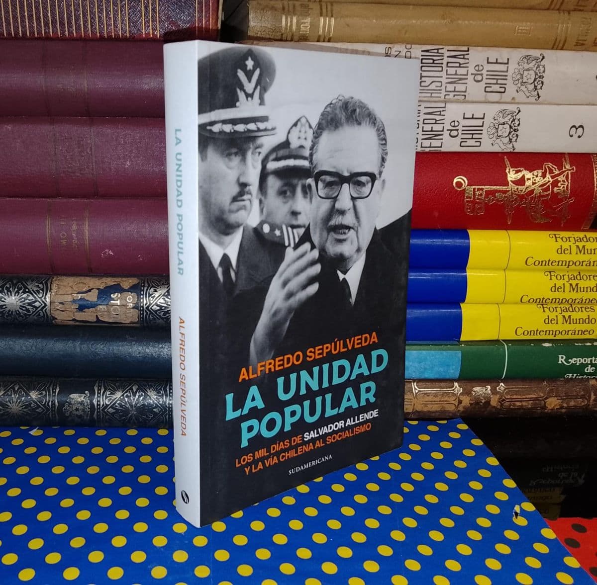 La Unidad Popular — Alfredo Sepúlveda, libro usado (foto 1 de 4)