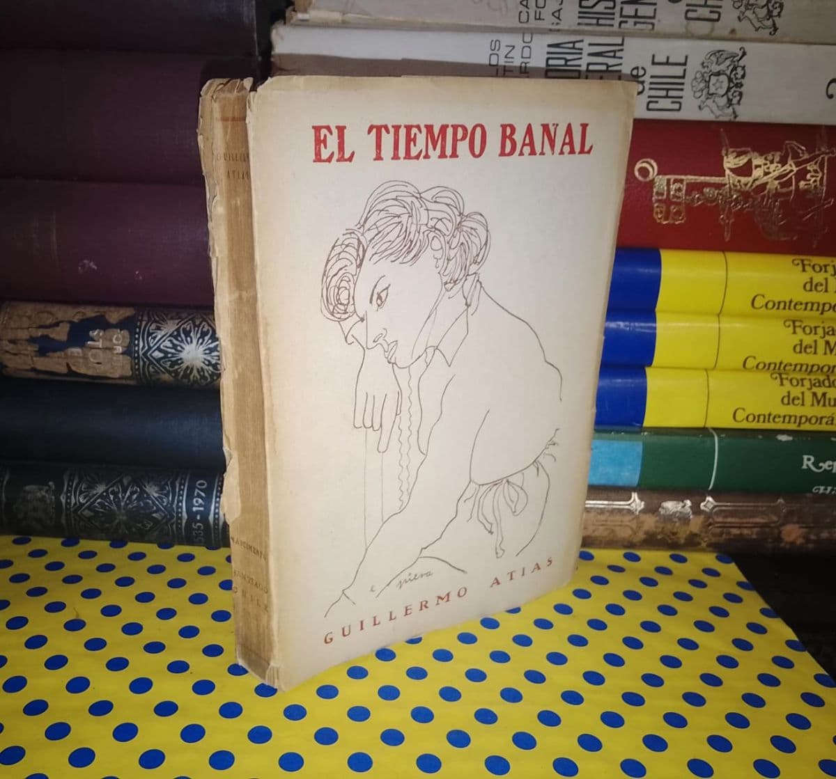 El Tiempo Banal — Guillermo Atias, libro usado (foto 1 de 5)
