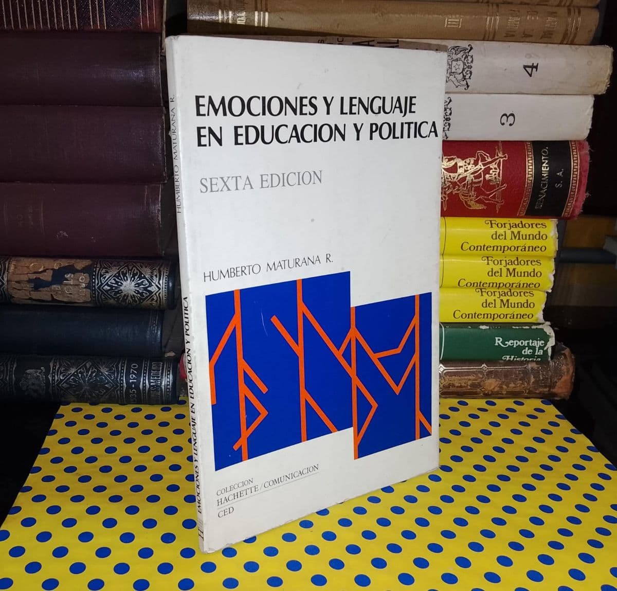 Emociones Y Lenguaje En Educación y Política — Humberto Maturana R., libro usado (foto 1 de 4)