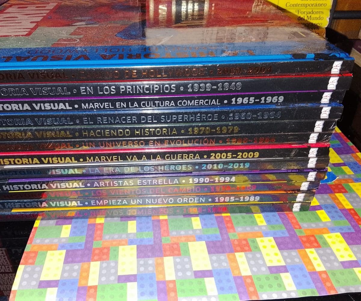Marvel - La Historia Visual - 12 Tomos — Marvel, libro usado (foto 2 de 6)