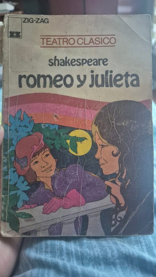 Romeo y Julieta — William Shakespeare, libro usado (foto 1 de 2)