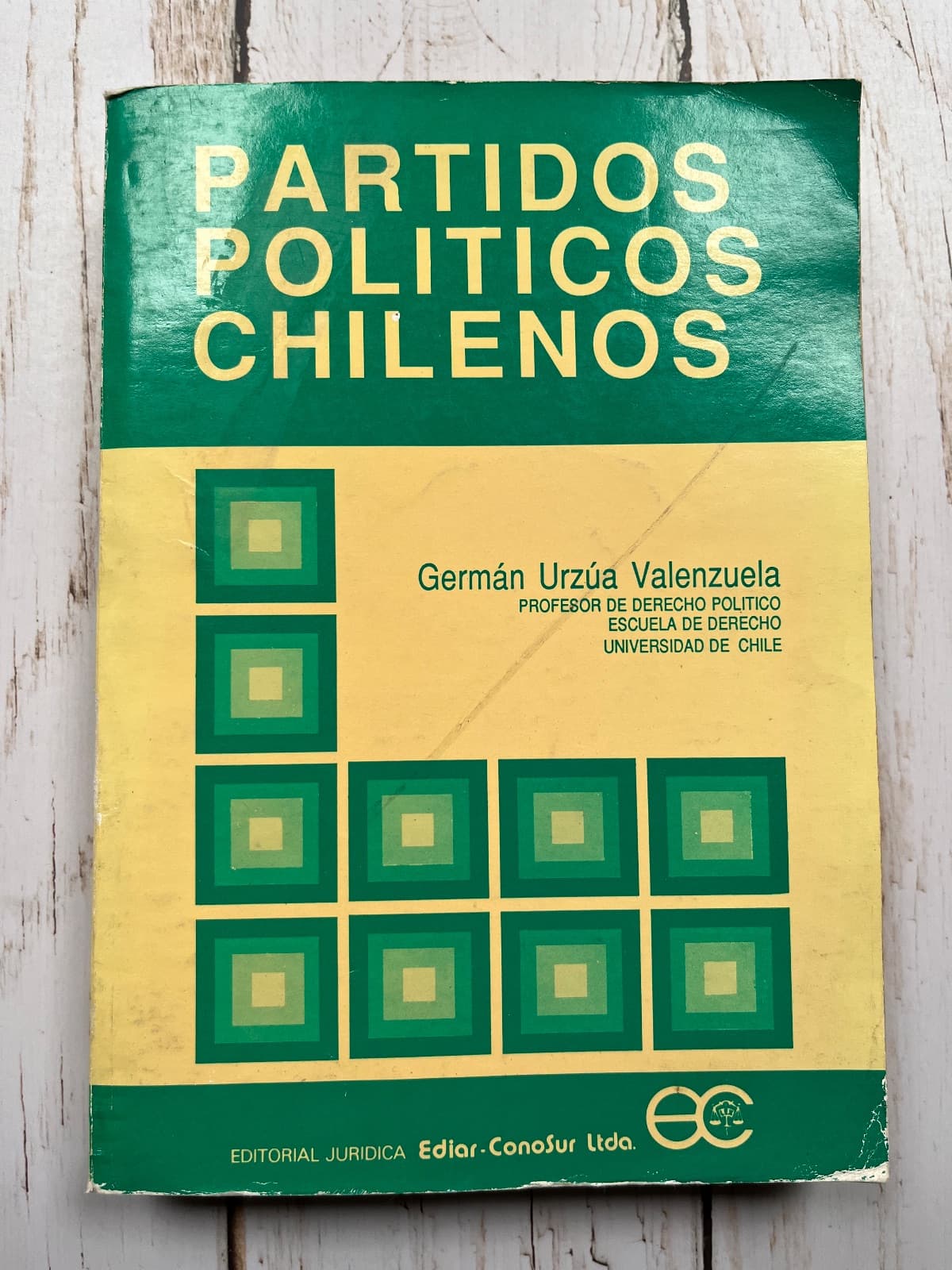 Partidos políticos Chilenos — Germán Urzúa Valenzuela, libro usado (foto 1 de 6)