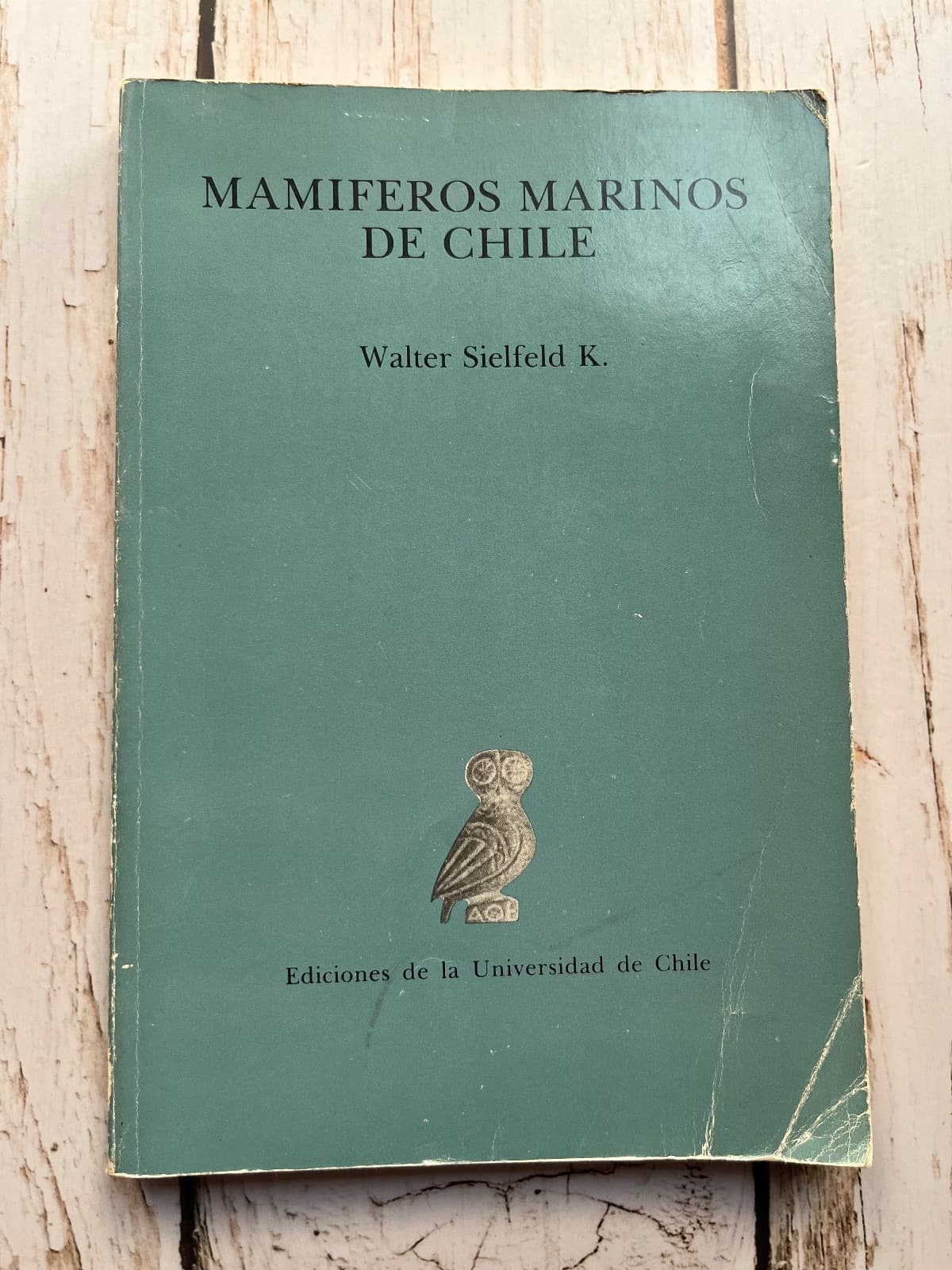Mamíferos marinos de Chile / primera edición de 1983