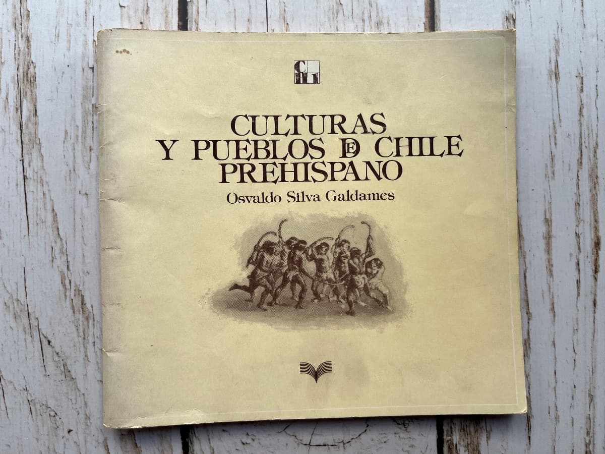 CULTURAS Y PUEBLOS DE CHILE PREHISPANO — Osvaldo Silva Galdames, libro usado (foto 1 de 6)
