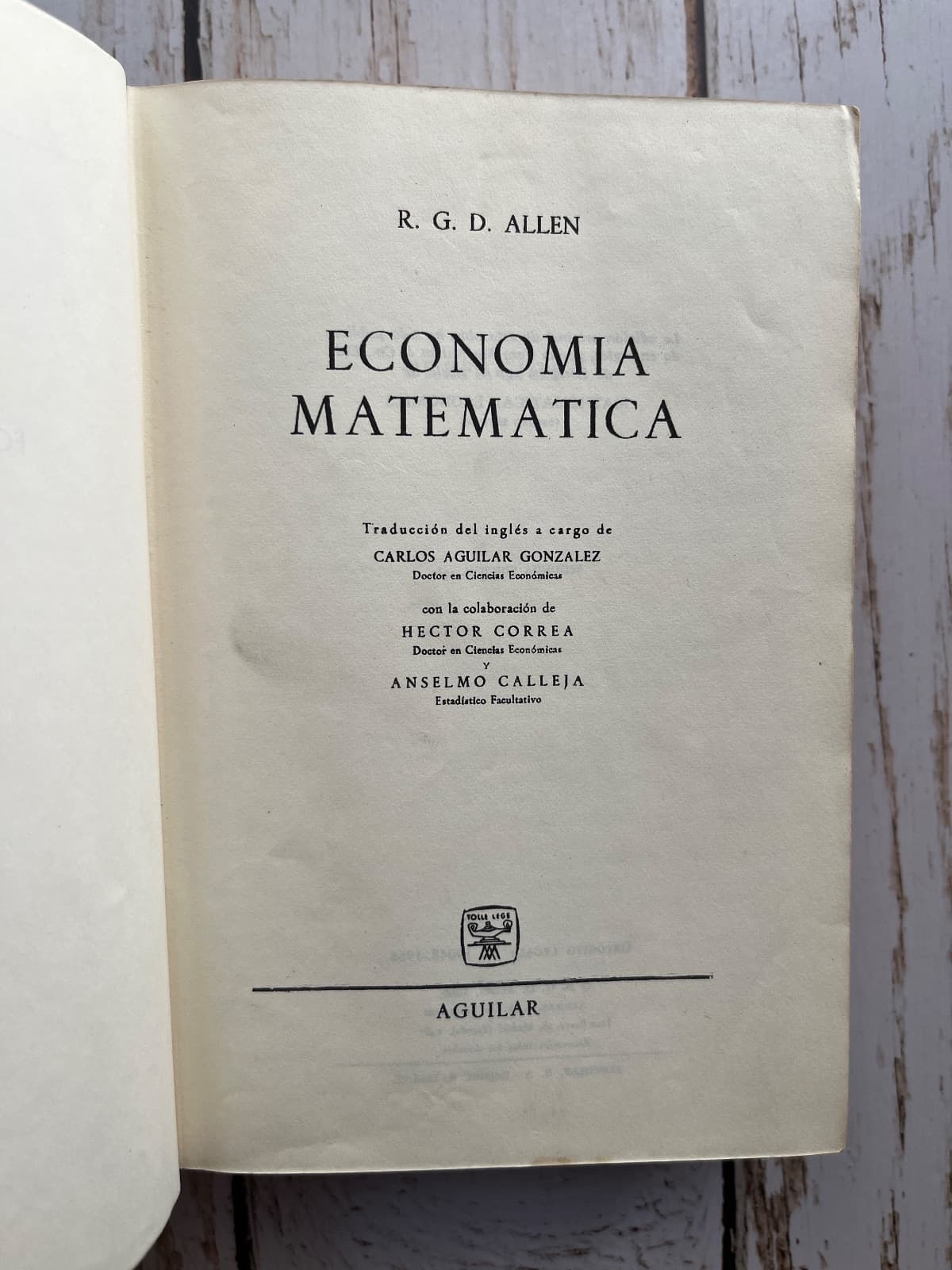 Economía Matemática — R.G.D Allen, libro usado (foto 1 de 6)