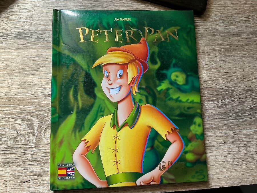 Peter Pan — J.M. Barrie, libro usado (foto 1 de 3)