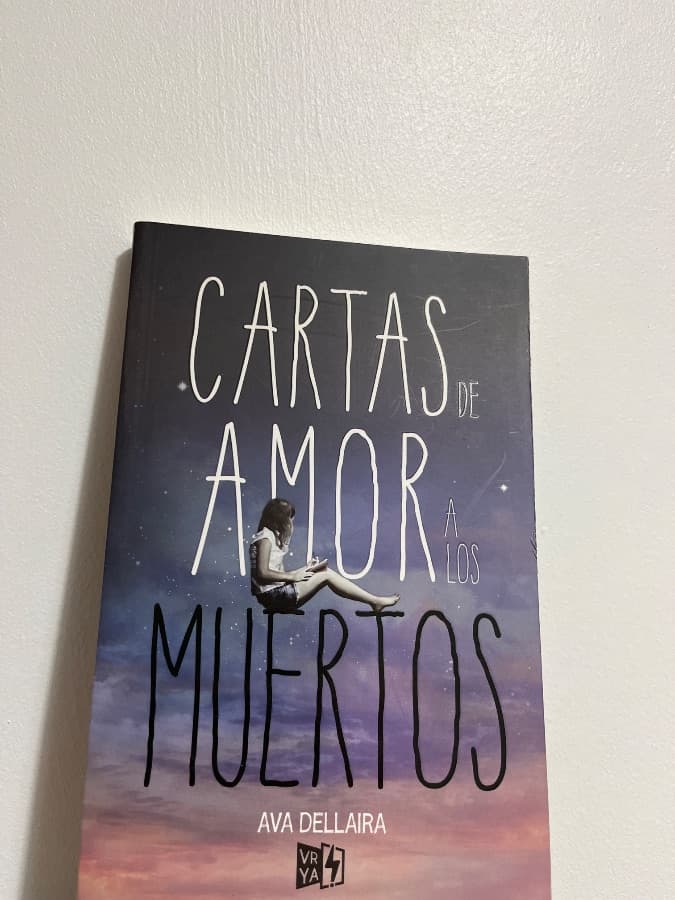 Cartas de amor a los muertos