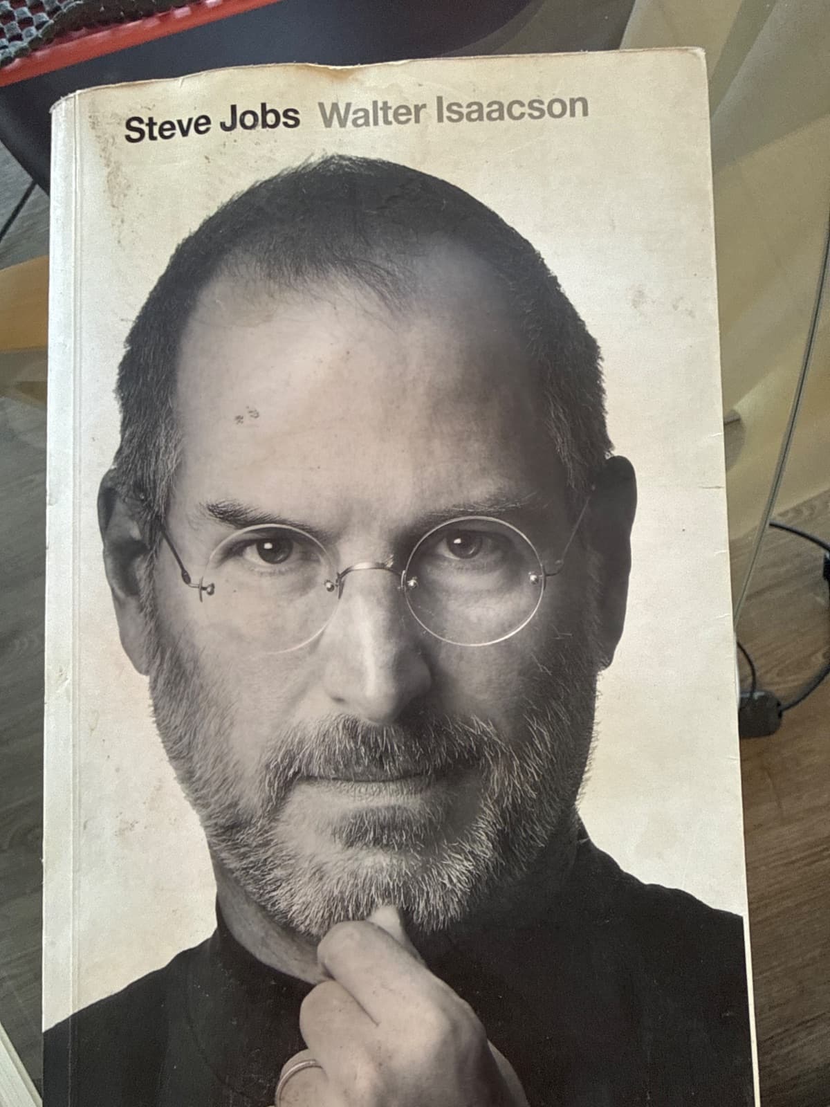 Steve Jobs — Walter Isaacson, libro usado