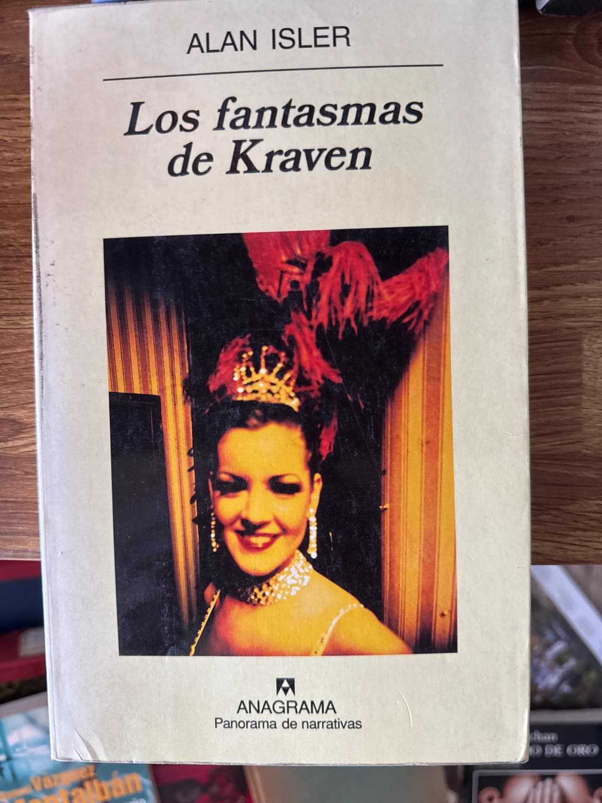 Los fantasmas de Kraven — Alan Isler, libro usado