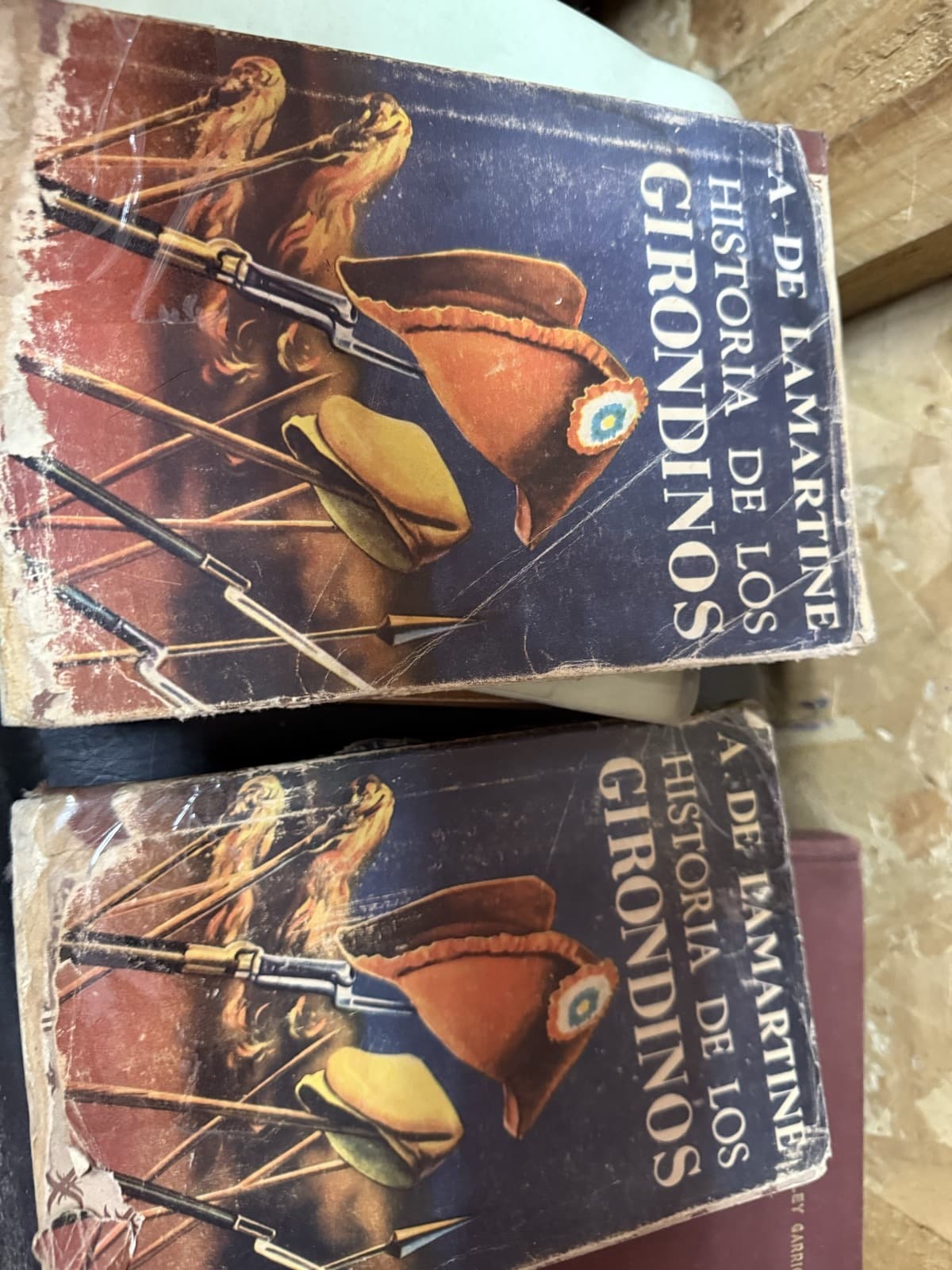 Historia de los Girondinos (2 volúmenes) — Alphonse de Lamartine, libro usado (foto 1 de 2)