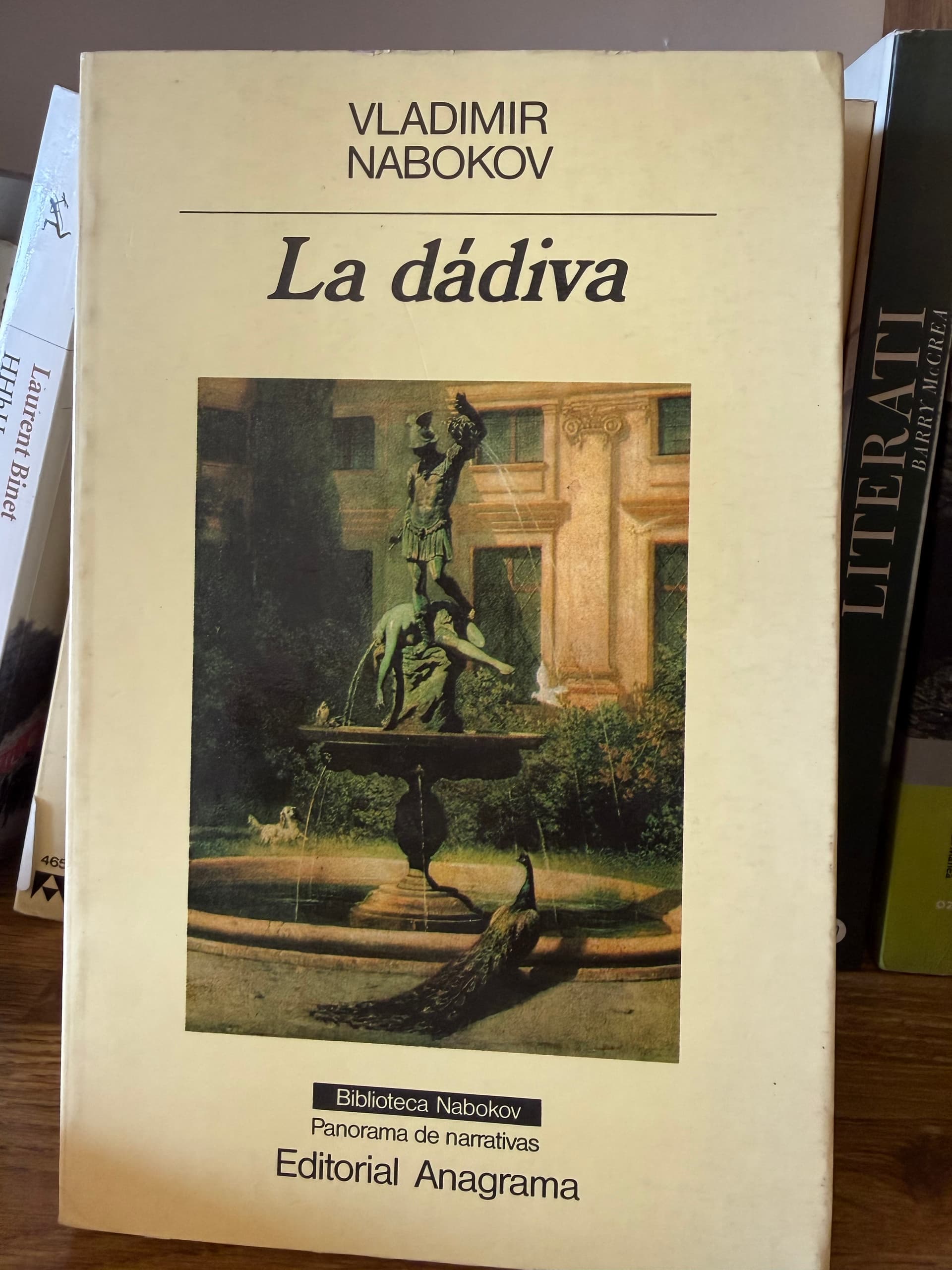 La dádiva — Vladimir Nabokov, libro usado (foto 1 de 2)